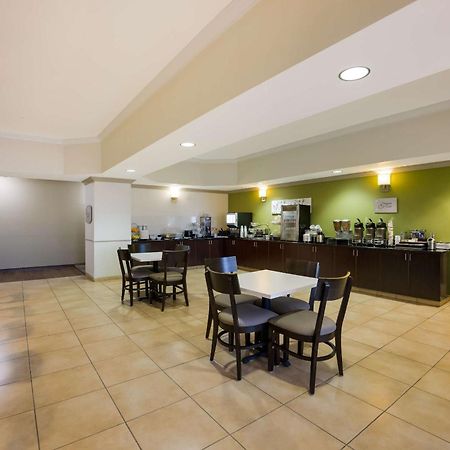 Sleep Inn & Suites Colby Exteriör bild