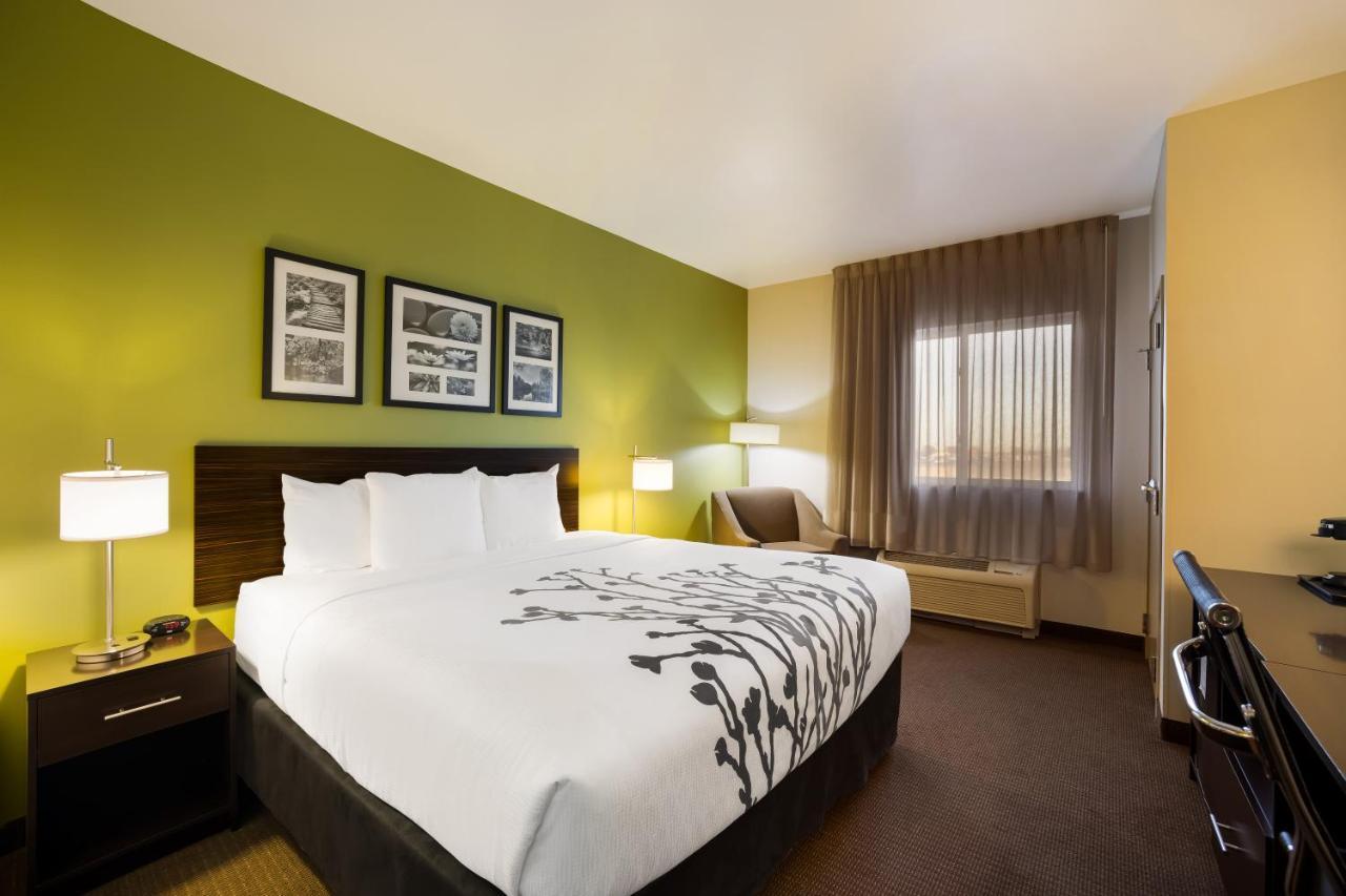 Sleep Inn & Suites Colby Exteriör bild