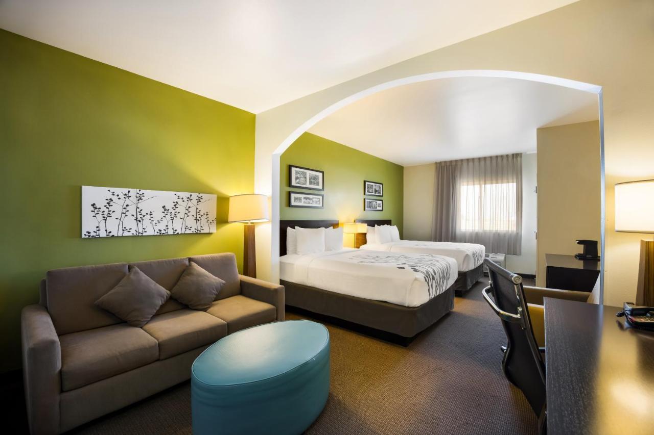 Sleep Inn & Suites Colby Exteriör bild