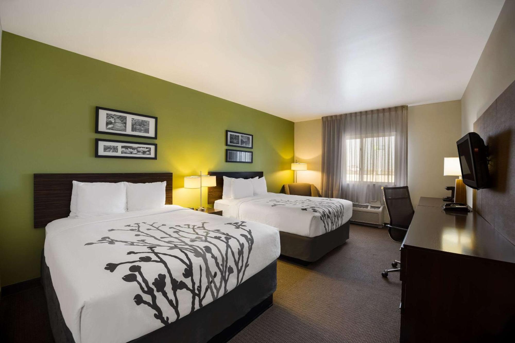 Sleep Inn & Suites Colby Exteriör bild