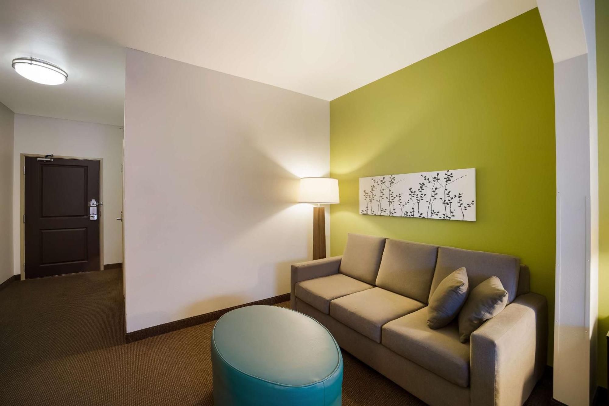 Sleep Inn & Suites Colby Exteriör bild