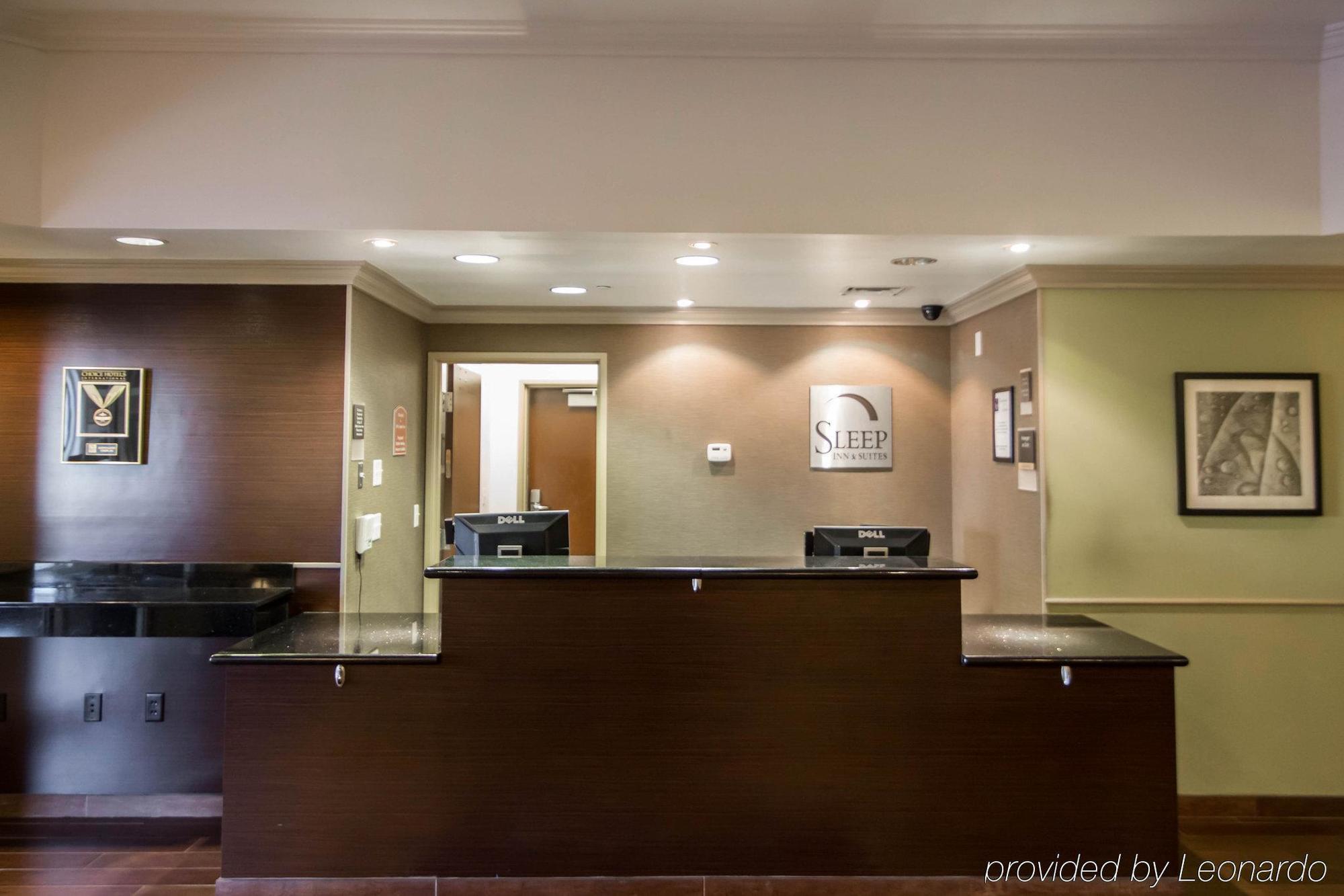Sleep Inn & Suites Colby Exteriör bild