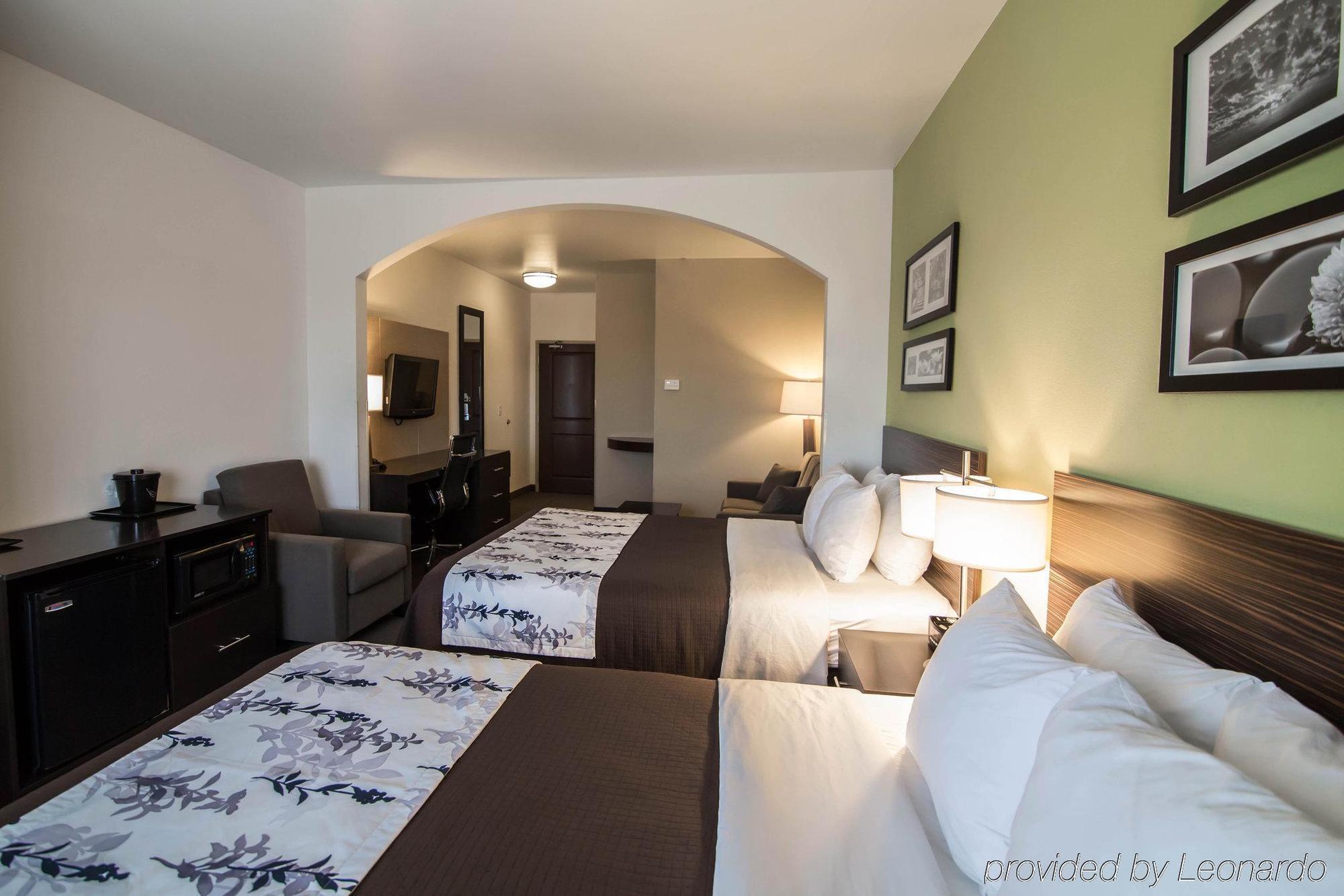 Sleep Inn & Suites Colby Exteriör bild