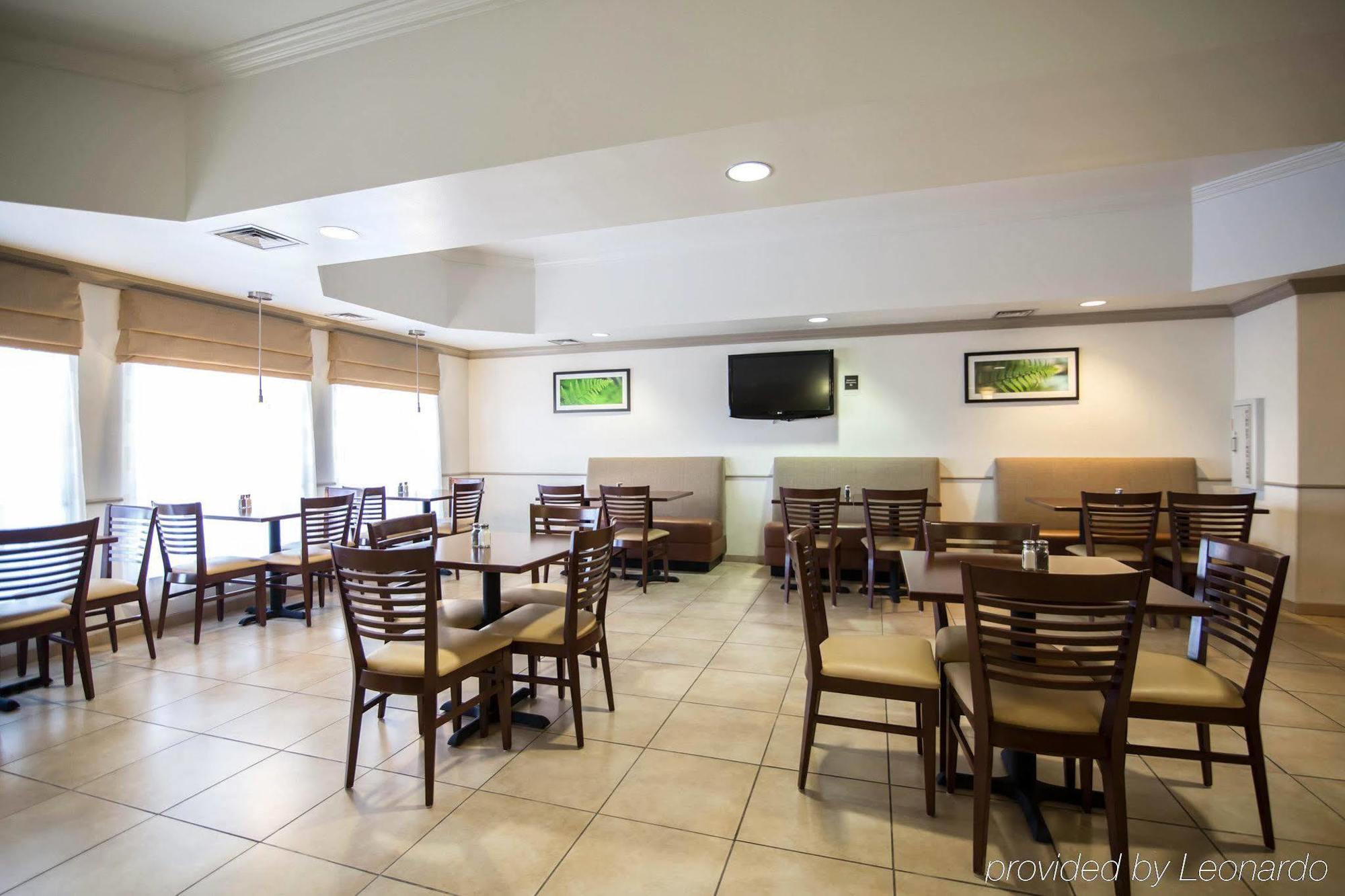 Sleep Inn & Suites Colby Exteriör bild
