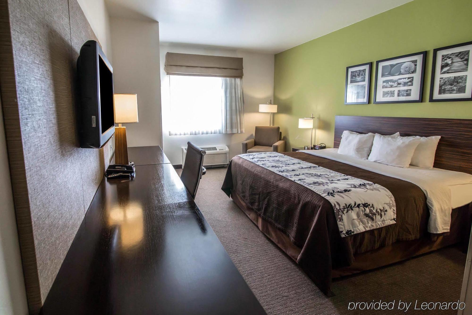 Sleep Inn & Suites Colby Exteriör bild